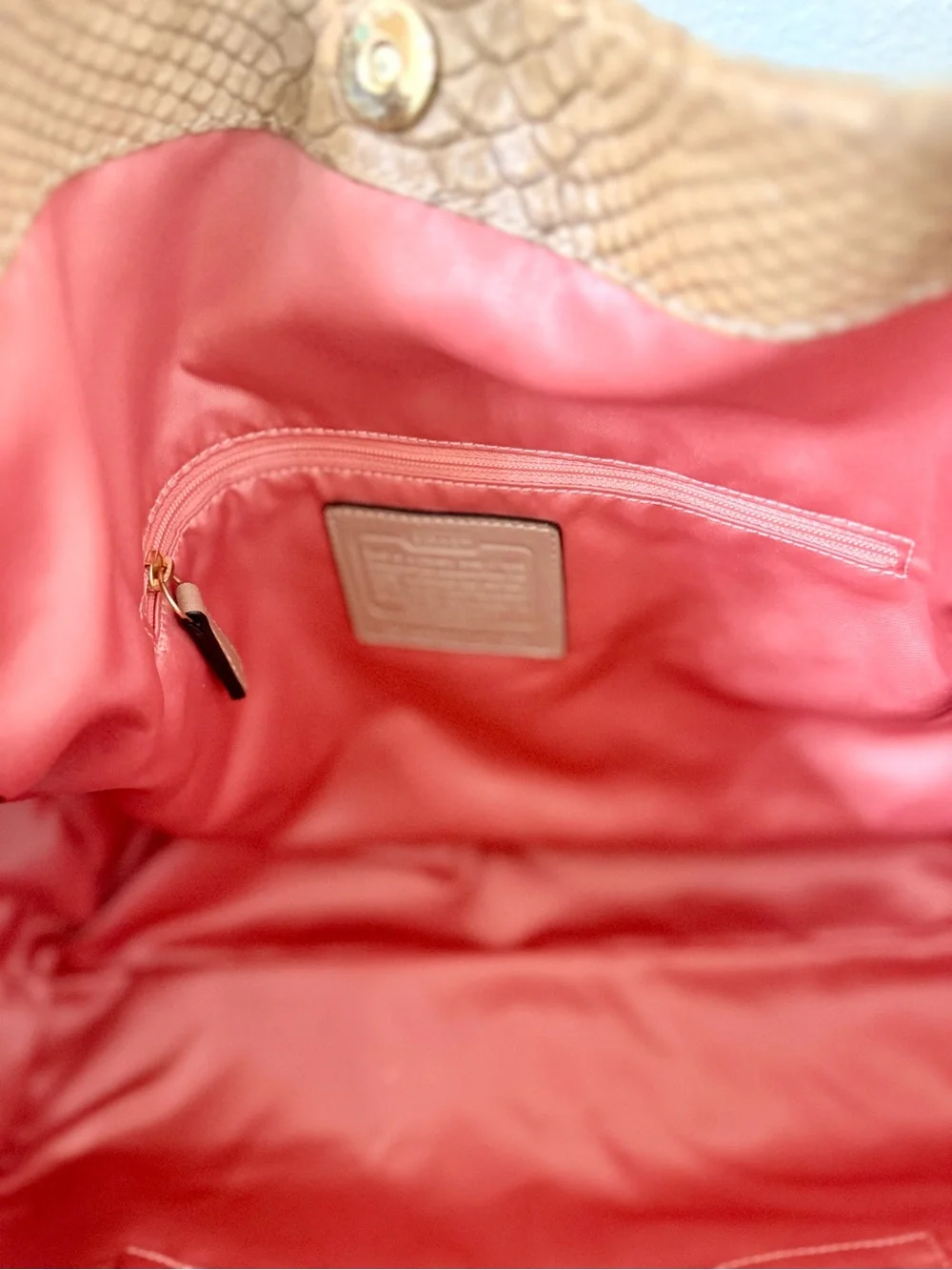 Rare!! NWOT - Coach Kristin Pocket Tote (L0820-14754) - Picture 15 of 16